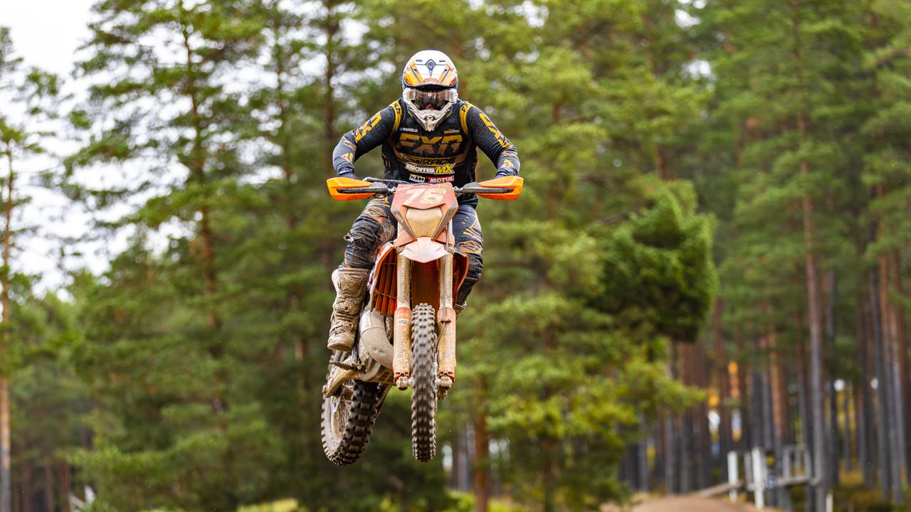 Motocross I Mulet Väder